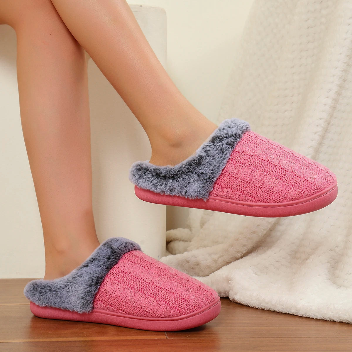 WOMEN'S SOFT WINTER SLIPPERS