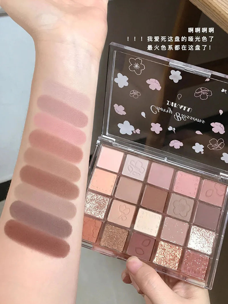 Eyeshadow Palette Matte