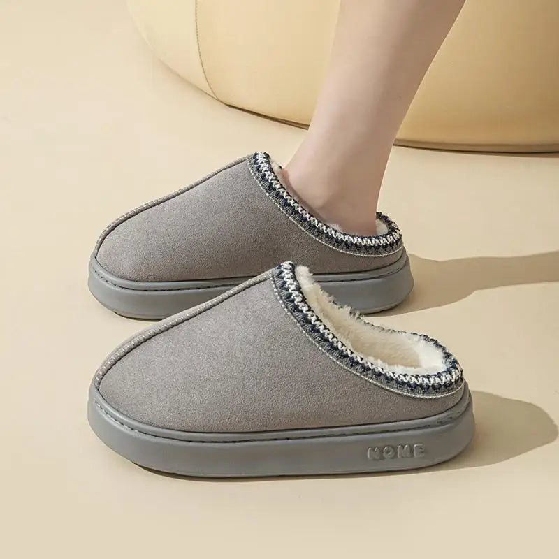 WOMEN'S FLUFFY SLIPPERS