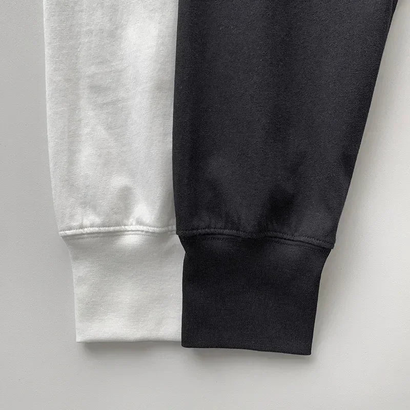 Long-sleeved Sweatshirt